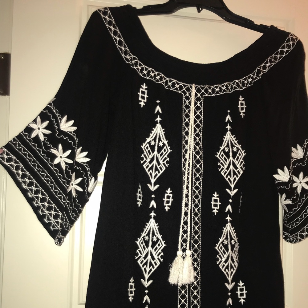 Embroidered tunic